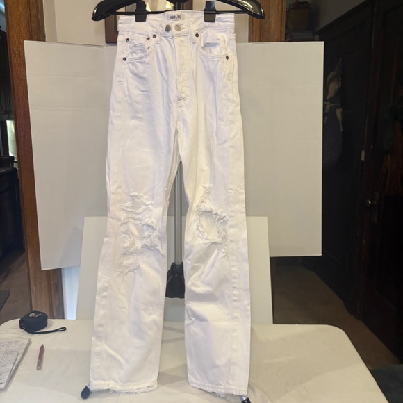 Agolde 90's Mid Rise Loose Fit White Jeans Size 23 Vanish White distressed - Picture 16 of 16